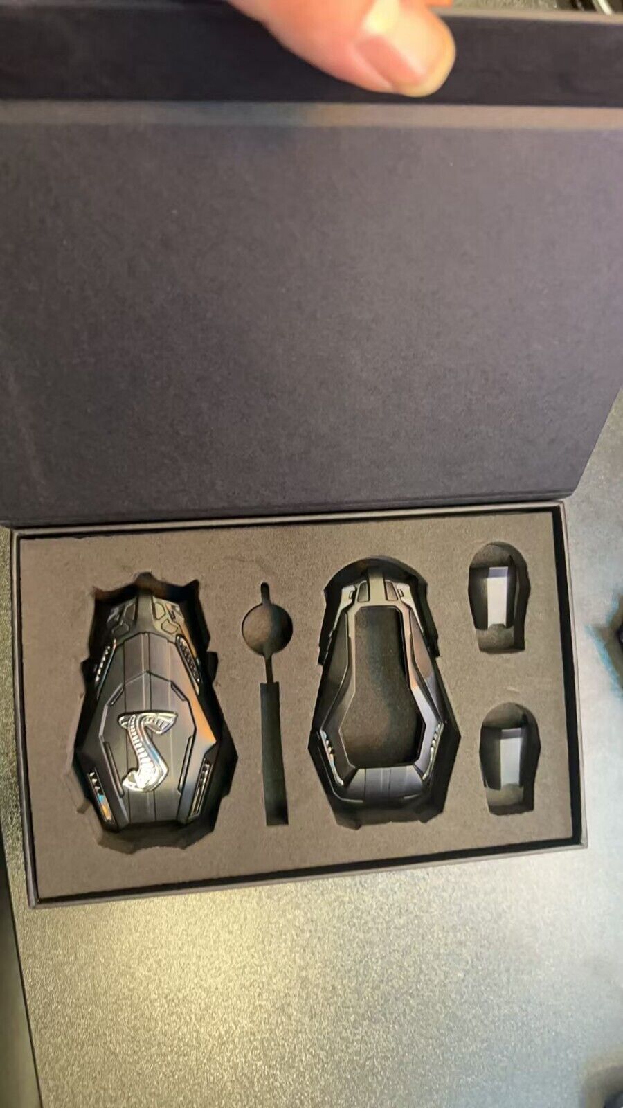 For Ford Mustang Shelby Poison Blade Key Cover For 4 Or 5 Buttons During 15-17
