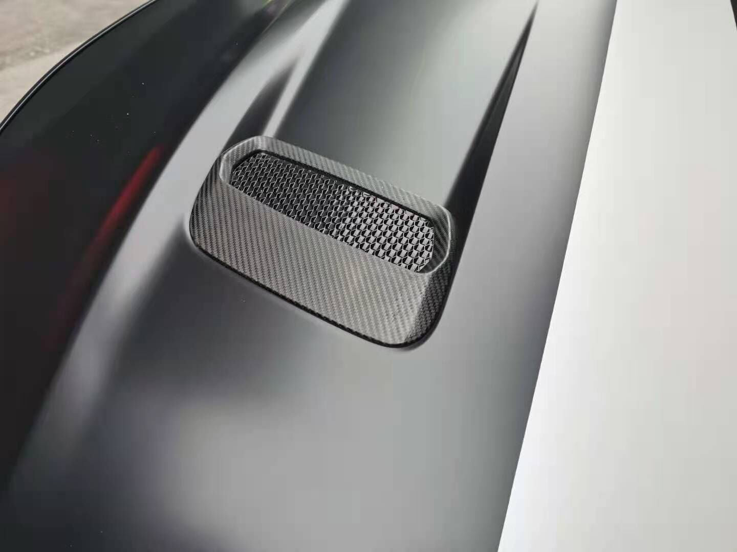 For 18-21 Ford Mustang Carbon Fiber Cover Air Mask Hood Cooling Air Port Housing