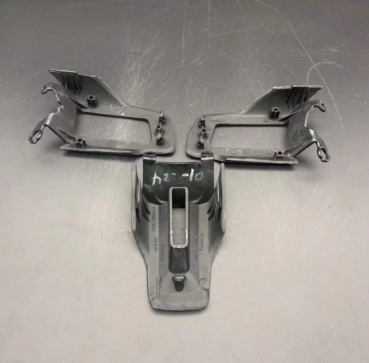 Carbon Fiber Customized Color Steering Wheel Button Trim for Ford Mustang 15-20